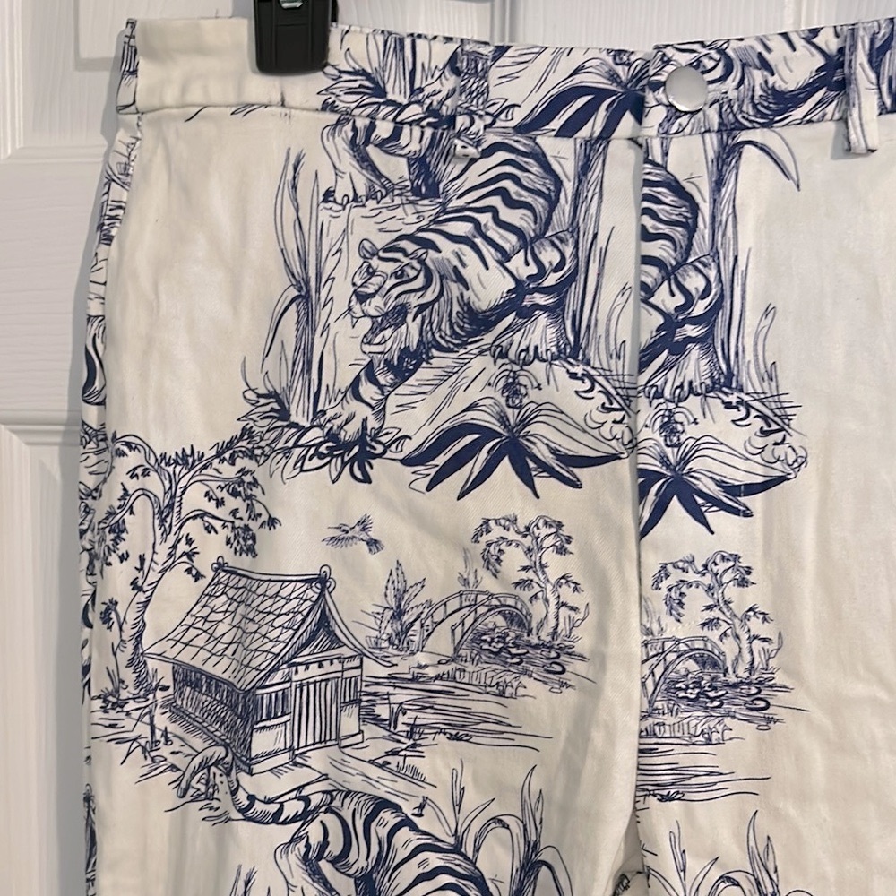 Finesse White and Blue Wide Leg Pants with Scenic Print - Picture 3 of 4